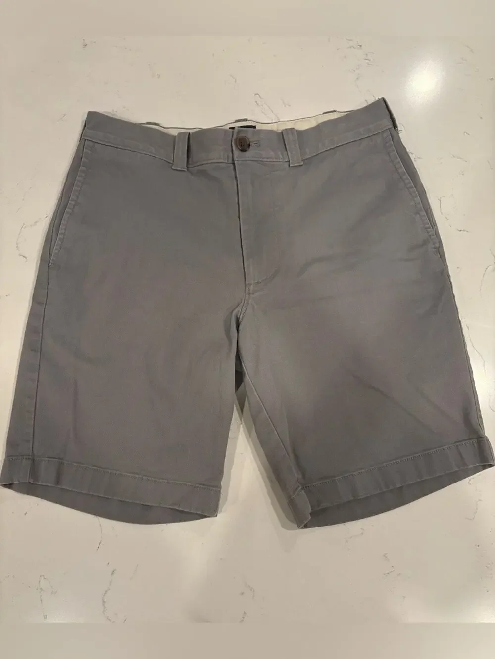 Men's J Crew Classic Gray Chino Shorts- 100% cotton. Size 29